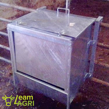 Load image into Gallery viewer, Hanging Bull Bin from Leam Agri Ltd, Tempo, County Fermanagh, Northern Ireland. Serving Fermanagh, Tyrone, Antrim, Down, Londonderry, Armagh, Cavan, Leitrim, Sligo, Monaghan, Donegal, Dublin Carlow, Clare, Cork, Galway, Kerry, Kildare, Kilkenny, Laois, Limerick, Longford, Louth, Mayo, Meath, Monaghan, Offaly, Roscommon, Tipperary, Waterford, Westmeath, Wexford and Wicklow and throughout the United Kingdom
