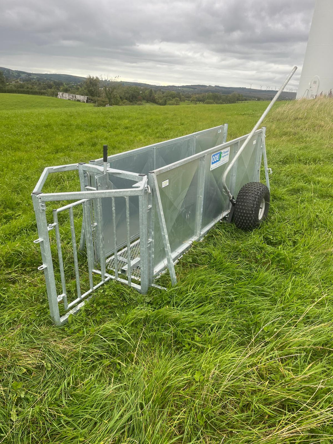 O'Donnell 8ft Mobile Sheep Race Unit
