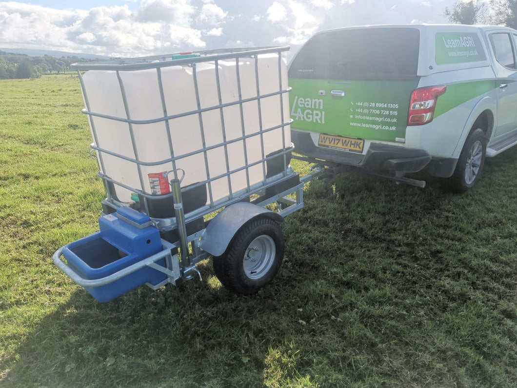 Mobile Portable Towable Drinker