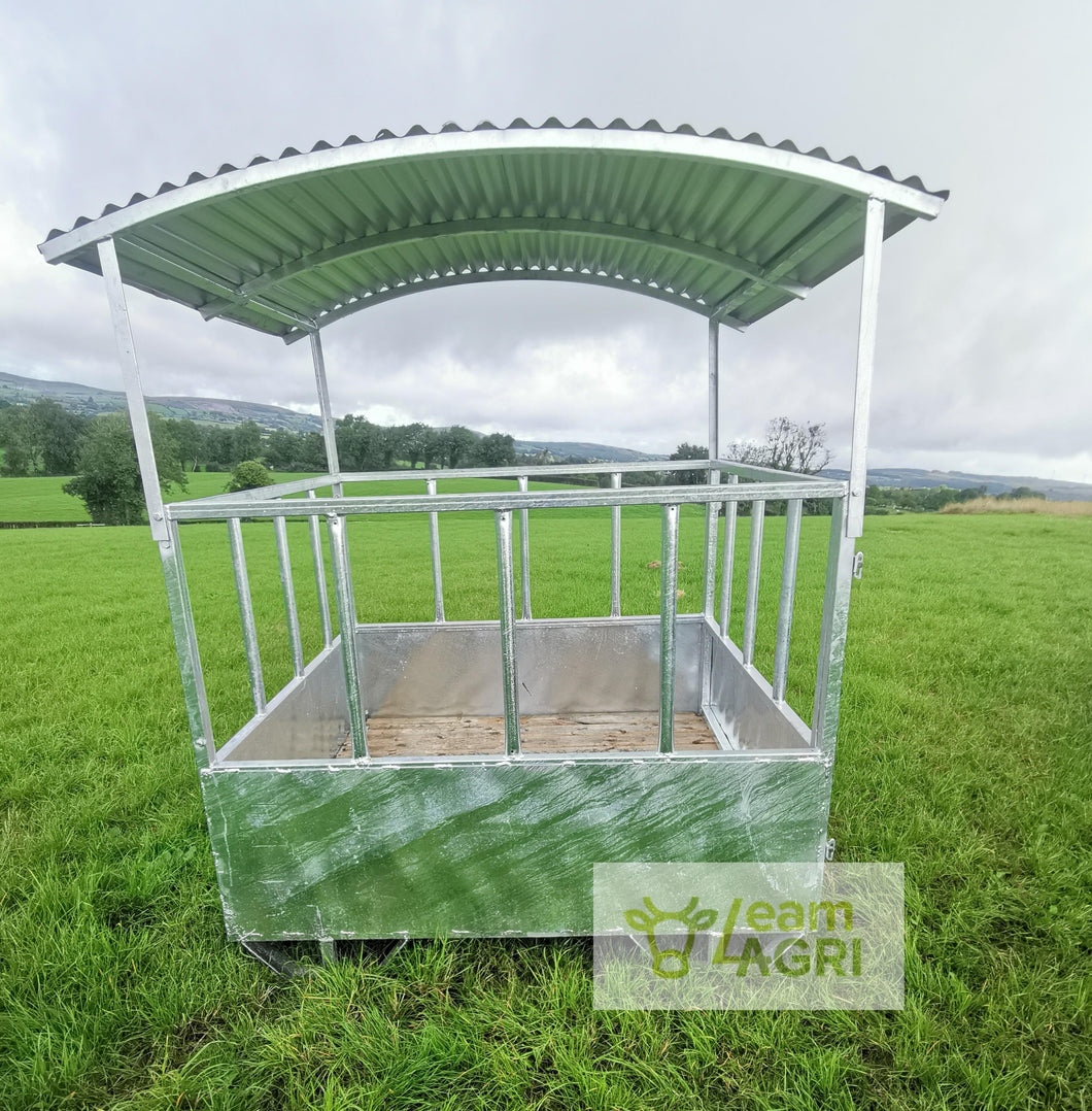 6x6ft Square Cattle Feeder with Roof