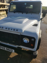 Load image into Gallery viewer, SOLD - 2013 Land Rover Defender
