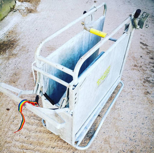 O’Donavan Dehorning Crate from Leam Agri Ltd, Tempo, County Fermanagh, Northern Ireland.  Serving Fermanagh, Tyrone, Antrim, Down, Londonderry, Armagh, Cavan, Leitrim, Sligo, Monaghan, Donegal, Dublin Carlow, Clare, Cork, Galway, Kerry, Kildare, Kilkenny, Laois, Limerick, Longford, Louth, Mayo, Meath, Monaghan, Offaly, Roscommon, Tipperary, Waterford, Westmeath, Wexford and Wicklow and throughout the United Kingdom